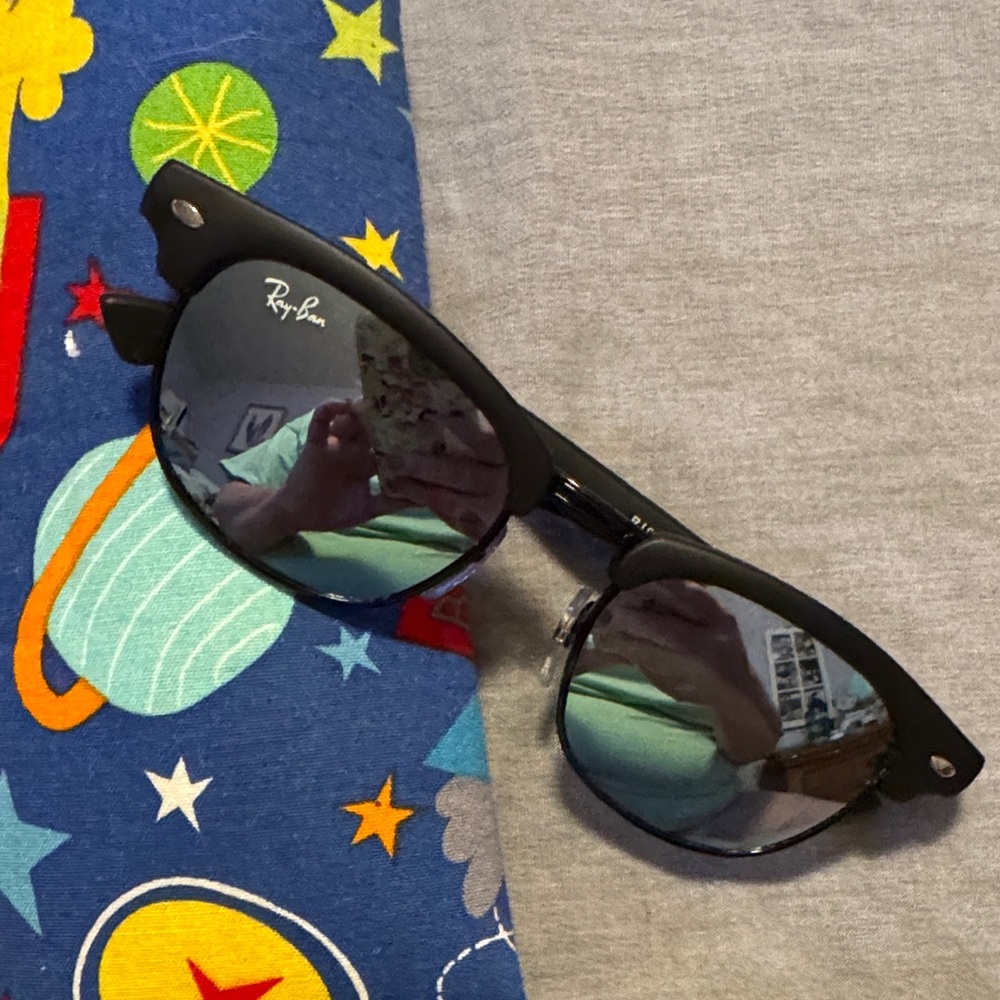 Ray-Ban Black Frame Sunglasses with Silver Mirror Lenses